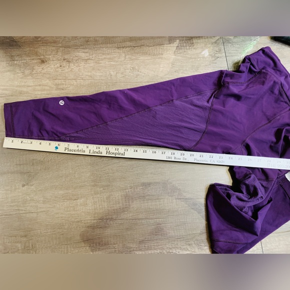 Size 10 lululemon mesh legging. Purple Mesh Crossover Back Stash Pocket Mid Rise - Picture 13 of 14